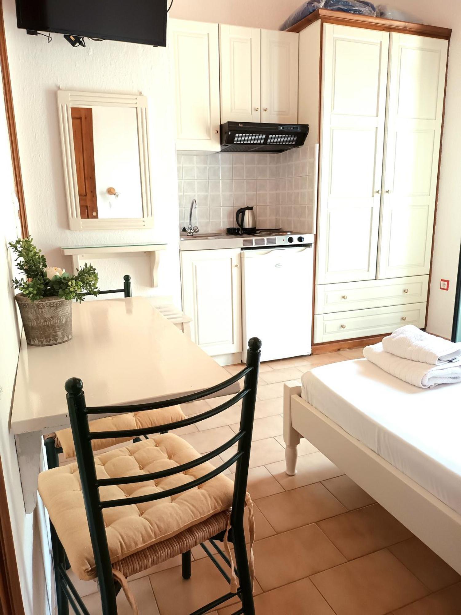 Skardamoula'S Studios N Apartments Kardamyli Extérieur photo